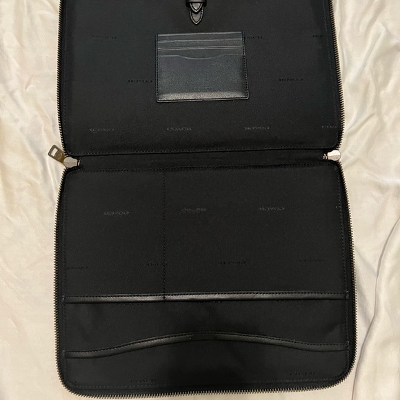 Coach Electronics case - Picture 3 of 6